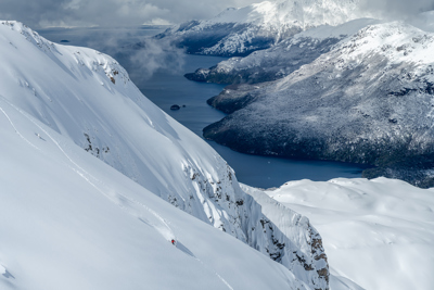 It’s almost impossible to capture the insane beauty of our corner of Patagonia, but as usual, Rob ha